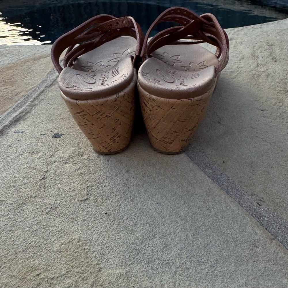 Cali Skechers Cognac Sandals with Luxe Foam - Picture 6 of 14